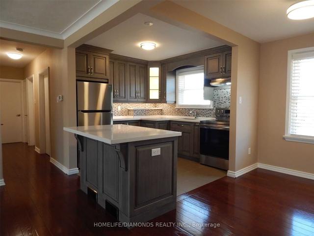22 Cumberland Dr, House detached with 3 bedrooms, 2 bathrooms and 6 parking in Brampton ON | Image 21
