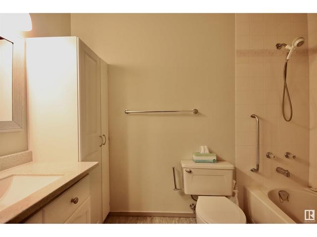 211 - 17151 94a Av Nw, Condo with 2 bedrooms, 2 bathrooms and 1 parking in Edmonton AB | Image 16