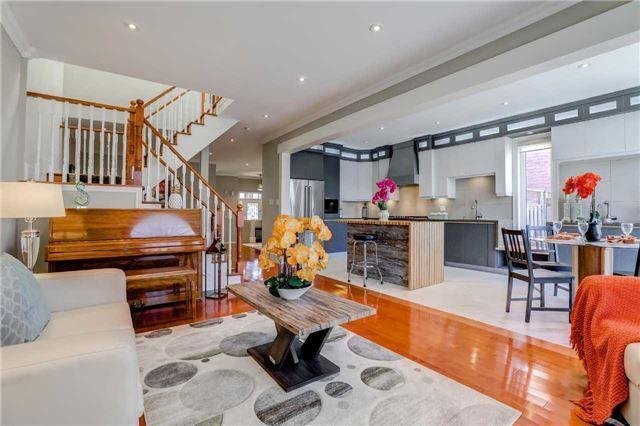32 Cashmere Cres, House detached with 4 bedrooms, 5 bathrooms and 5 parking in Markham ON | Image 9