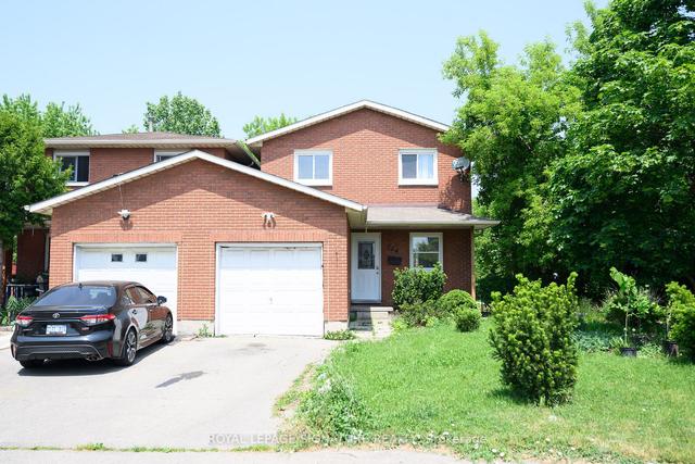 724 Dunn Ave, House attached with 3 bedrooms, 2 bathrooms and 3 parking in Hamilton ON | Image 1
