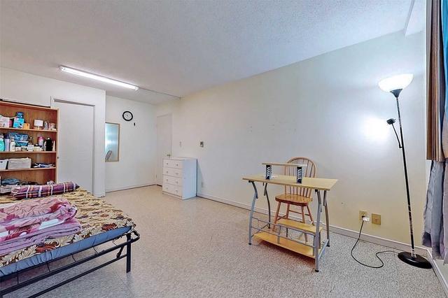 105 - 18 Holborn Crt, Condo with 2 bedrooms, 2 bathrooms and 1 parking in Kitchener ON | Image 8