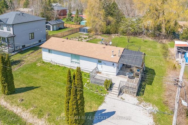 1050 Balsam Rd, House detached with 3 bedrooms, 1 bathrooms and 4 parking in Innisfil ON | Image 12