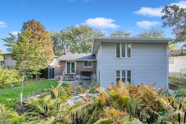 22 Thistle Rd, House other with 4 bedrooms, 4 bathrooms and 5 parking in Guelph ON | Image 17