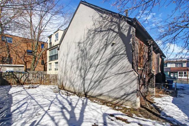 222 Broadview Ave, House detached with 0 bedrooms, 3 bathrooms and 0 parking in Toronto ON | Image 4