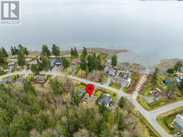 224 Spindrift Rd, House detached with 2 bedrooms, 3 bathrooms and 6 parking in Comox Valley A BC | Image 49