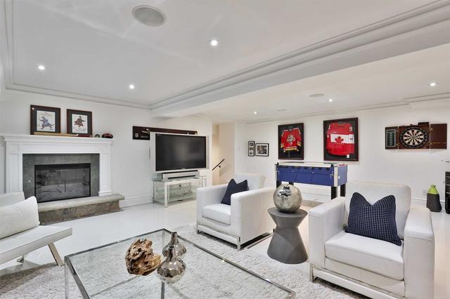 41 Saintfield Ave, House detached with 5 bedrooms, 8 bathrooms and 6 parking in Toronto ON | Image 7