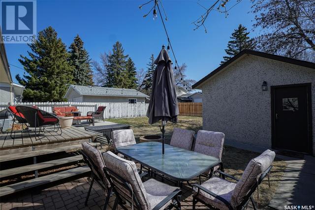 929 East Centre, House detached with 4 bedrooms, 2 bathrooms and null parking in Saskatoon SK | Image 39