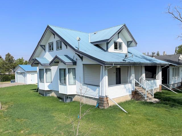 601 Railway Avenue, House detached with 4 bedrooms, 1 bathrooms and 2 parking in Bawlf AB | Image 1