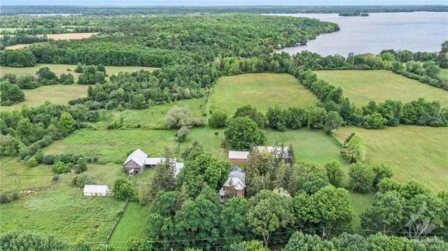 3837 Big Rideau Lake Rd, House detached with 3 bedrooms, 2 bathrooms and 6 parking in Rideau Lakes ON | Image 1