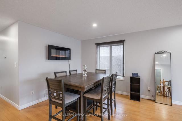 132 Briceland St, House semidetached with 2 bedrooms, 2 bathrooms and 5 parking in Kingston ON | Image 4