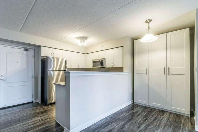 111 - 1470 Main St E, Condo with 2 bedrooms, 2 bathrooms and 1 parking in Milton ON | Image 36