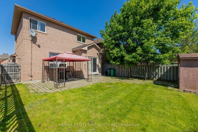 49 Baybrook Rd, House detached with 3 bedrooms, 3 bathrooms and 6 parking in Brampton ON | Image 27