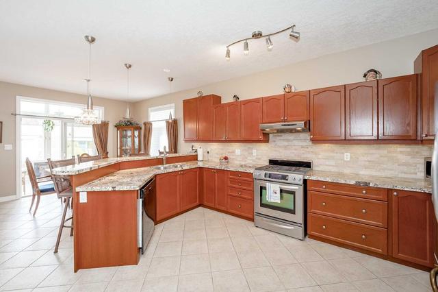 598 Woodlawn Rd E, House detached with 3 bedrooms, 3 bathrooms and 2 parking in Guelph ON | Image 8