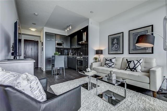 s607 - 120 Bayview Ave, Condo with 1 bedrooms, 1 bathrooms and 0 parking in Toronto ON | Image 1