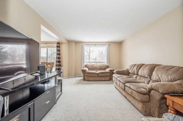 16 Rodgers Rd, House detached with 4 bedrooms, 3 bathrooms and 3 parking in Guelph ON | Image 39