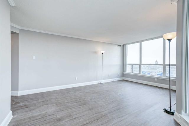 1101 - 12 Laurelcrest St, Condo with 2 bedrooms, 2 bathrooms and 2 parking in Brampton ON | Image 6