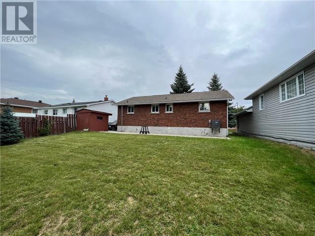 231 Charette, House detached with 3 bedrooms, 2 bathrooms and null parking in Greater Sudbury ON | Image 25