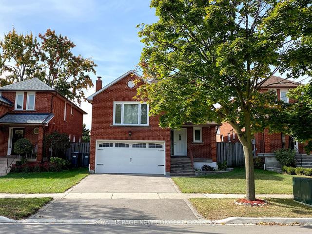 3344 Palgrave Rd, House detached with 3 bedrooms, 4 bathrooms and 4 parking in Mississauga ON | Image 1