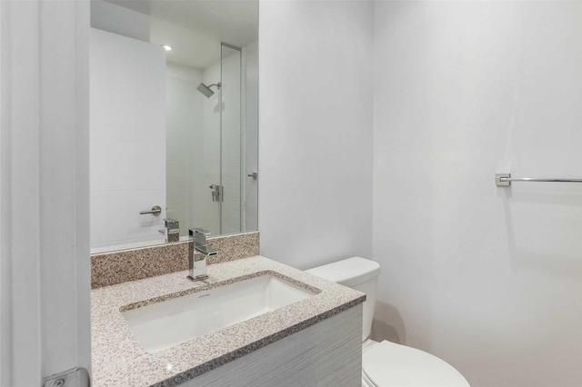 Lph 25 - 525 Adelaide St W, Condo with 2 bedrooms, 2 bathrooms and 1 parking in Toronto ON | Image 8