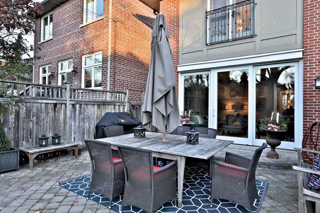 200 Bessborough Dr, House detached with 3 bedrooms, 3 bathrooms and 2 parking in Toronto ON | Image 35