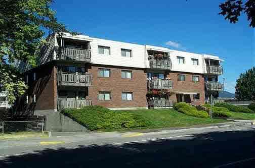 105 - 1860 Richter Street, Condo with 1 bedrooms, 1 bathrooms and 1 parking in Kelowna BC | Card Image