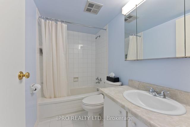 2305 - 3700 Kaneff Cres, Condo with 1 bedrooms, 1 bathrooms and 2 parking in Mississauga ON | Image 20