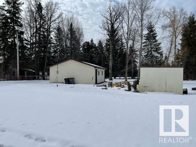 5231 48a Av, House detached with 2 bedrooms, 0 bathrooms and null parking in Alberta Beach AB | Image 5