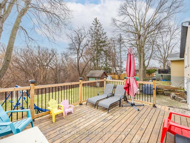 129 Thistle Down Blvd, House detached with 4 bedrooms, 2 bathrooms and 5 parking in Toronto ON | Image 24