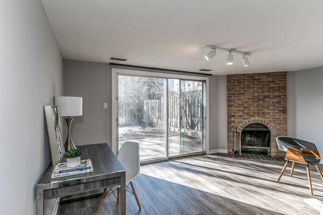 30 West Borough St, House attached with 3 bedrooms, 3 bathrooms and 3 parking in Markham ON | Image 14
