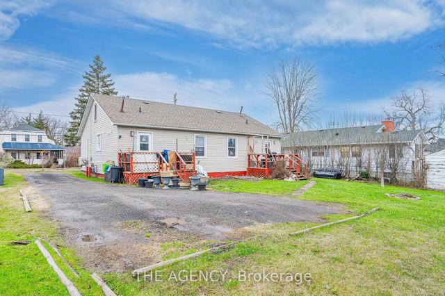 37 Catherine St, House detached with 4 bedrooms, 2 bathrooms and 6 parking in Fort Erie ON | Image 31