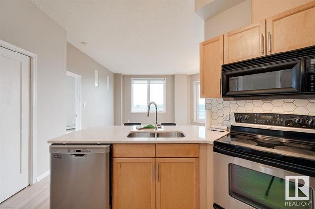 1202 - 10504 99 Av Nw, Condo with 2 bedrooms, 2 bathrooms and 2 parking in Edmonton AB | Image 8