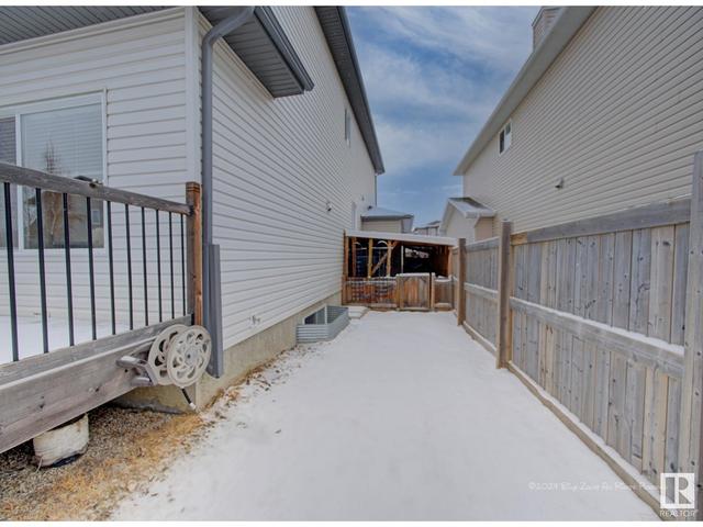 8406 95 St, House detached with 3 bedrooms, 2 bathrooms and 4 parking in Morinville AB | Image 35