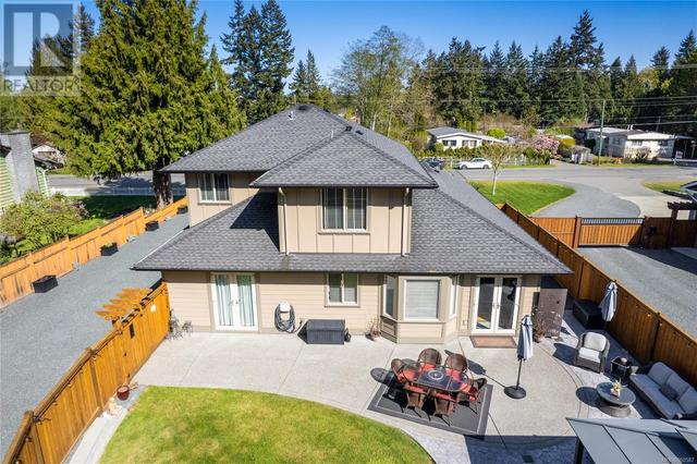 423 Craig St, House detached with 5 bedrooms, 4 bathrooms and 12 parking in Parksville BC | Image 74