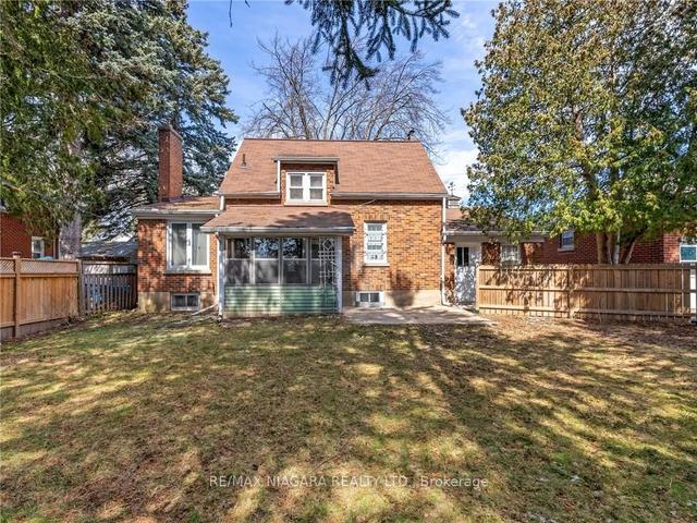 327 Darling St, House detached with 3 bedrooms, 3 bathrooms and 2 parking in Brantford ON | Image 29
