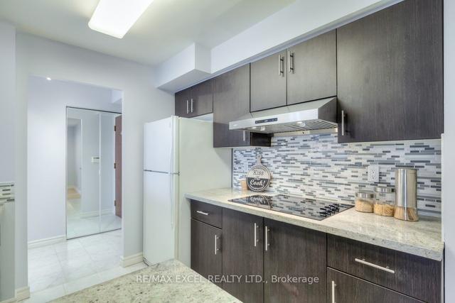 208 - 39 Pemberton Ave, Condo with 2 bedrooms, 2 bathrooms and 1 parking in Toronto ON | Image 6