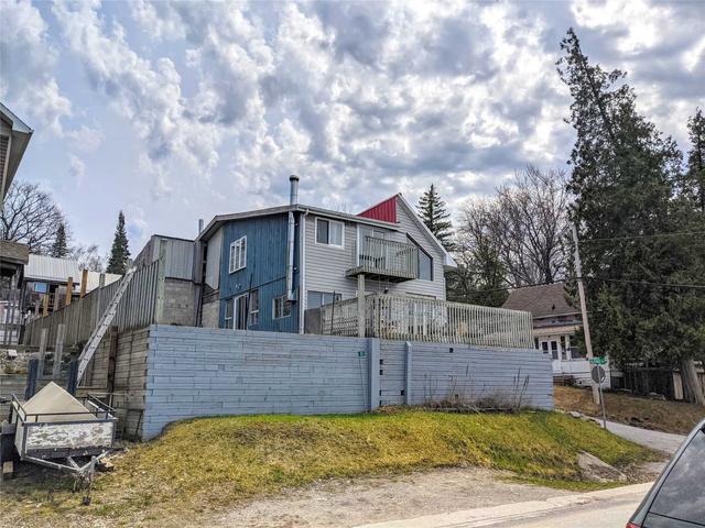 95 Hazel St, House detached with 2 bedrooms, 3 bathrooms and 2 parking in Kawartha Lakes ON | Image 29