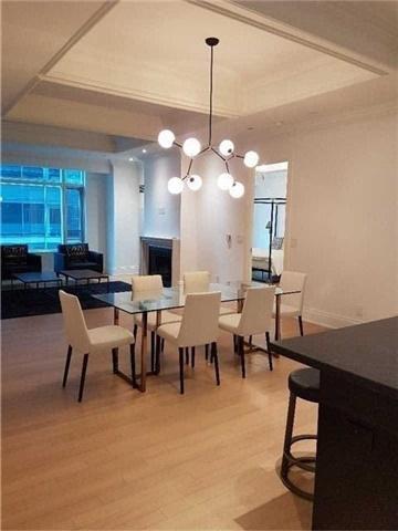3402 - 311 Bay St, Condo with 2 bedrooms, 2 bathrooms and 1 parking in Toronto ON | Image 4