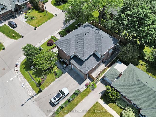 89 Great Oak Dr, House detached with 4 bedrooms, 5 bathrooms and 6 parking in Toronto ON | Image 38