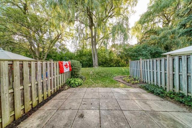 96 Wild Briar Way, Townhouse with 4 bedrooms, 3 bathrooms and 2 parking in Toronto ON | Image 26
