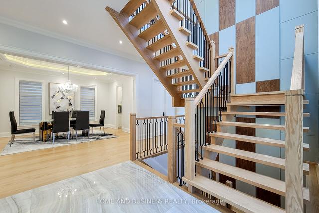 1 Oregon Tr, House detached with 4 bedrooms, 6 bathrooms and 5 parking in Toronto ON | Image 37