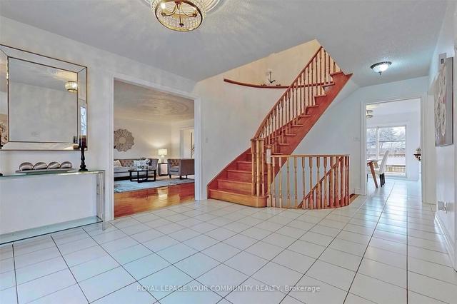 1 Sala Dr, House detached with 4 bedrooms, 4 bathrooms and 4 parking in Richmond Hill ON | Image 39