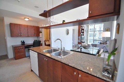 305 - 9 Spadina Ave, Condo with 1 bedrooms, 1 bathrooms and 1 parking in Toronto ON | Image 5