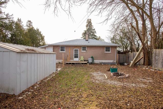 54 Lyndhurst St, House detached with 2 bedrooms, 1 bathrooms and 4 parking in Brantford ON | Image 18