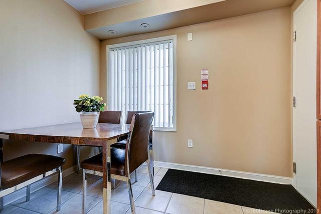 02 - 764 Neighbourhood Circ, Townhouse with 2 bedrooms, 2 bathrooms and 1 parking in Mississauga ON | Image 9