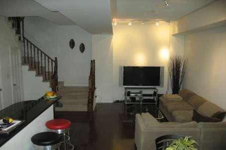 th08 - 1 Rean Dr, Townhouse with 2 bedrooms, 3 bathrooms and 2 parking in Toronto ON | Image 3