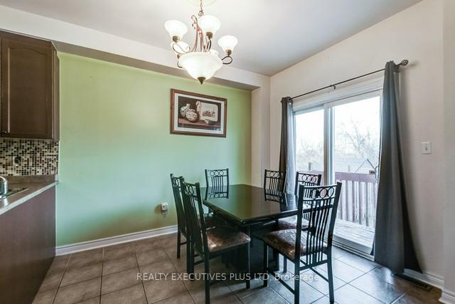 68 Oblate Cres, House detached with 4 bedrooms, 4 bathrooms and 6 parking in Brampton ON | Image 27