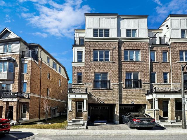 2739 Deputy Minister Path, Townhouse with 4 bedrooms, 3 bathrooms and 2 parking in Oshawa ON | Image 1