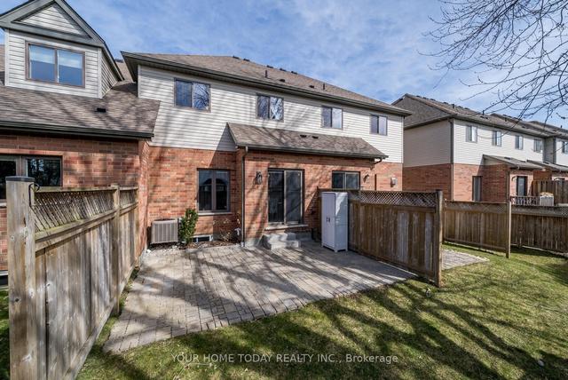 30 - 146 Downey Rd, Townhouse with 3 bedrooms, 4 bathrooms and 2 parking in Guelph ON | Image 20
