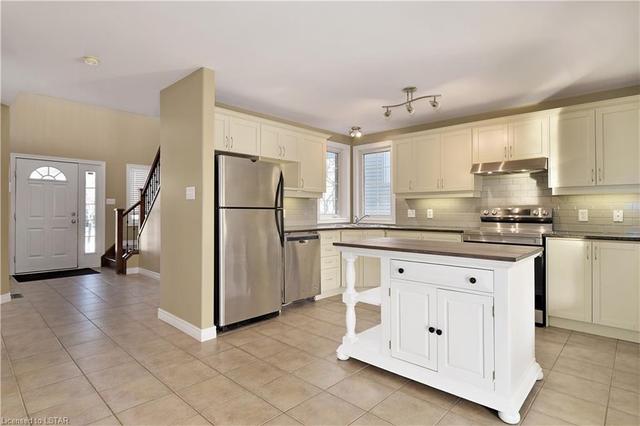 975 Marigold Street, House detached with 3 bedrooms, 2 bathrooms and 4 parking in London ON | Image 9