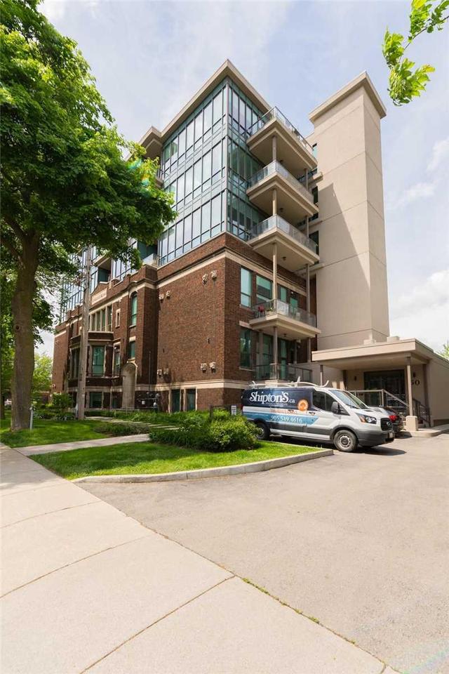 101 - 50 Murray St W, Condo with 2 bedrooms, 1 bathrooms and 1 parking in Hamilton ON | Image 3